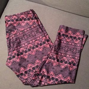 Onzie Cropped Legging